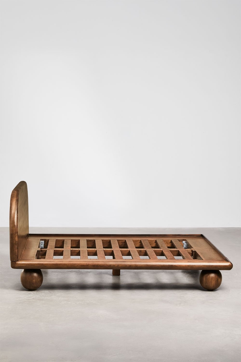 Bicheno mango wood bed, gallery image 4