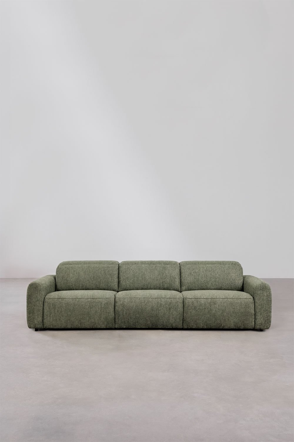 3-seater electric reclining sofa upholstered in Peggy, gallery image 9