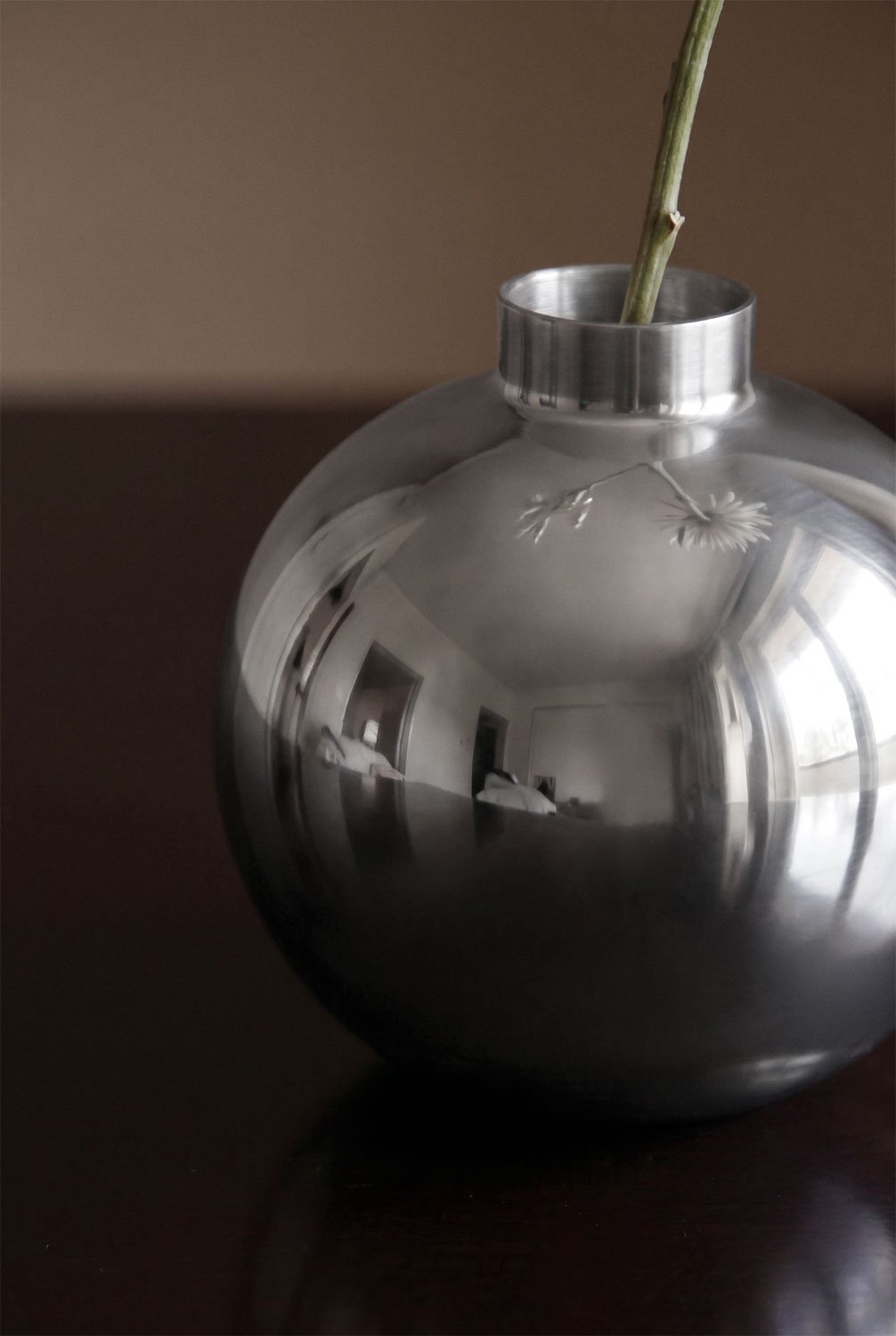 Elberton 10 cm stainless steel vase, gallery image 2