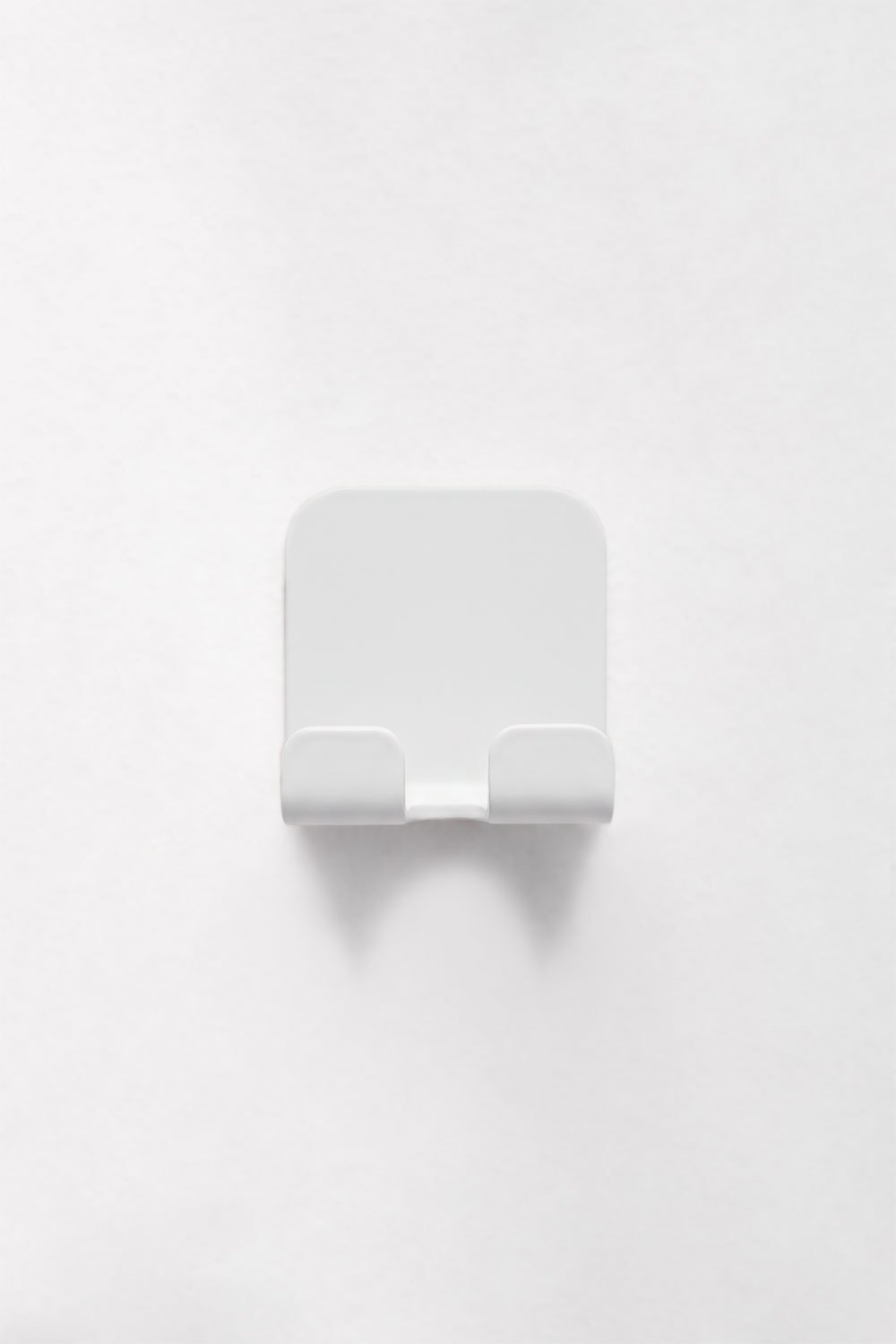 Adhesive bathroom hook in white stainless steel Ondreli, gallery image 3