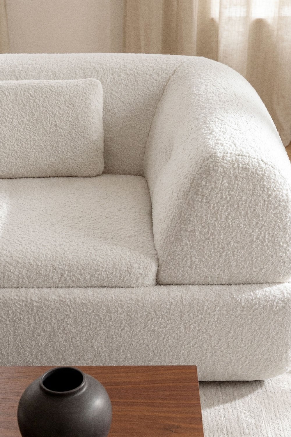 Vacuum-packed 2-seater sherpa sofa Mirabel, gallery image 2