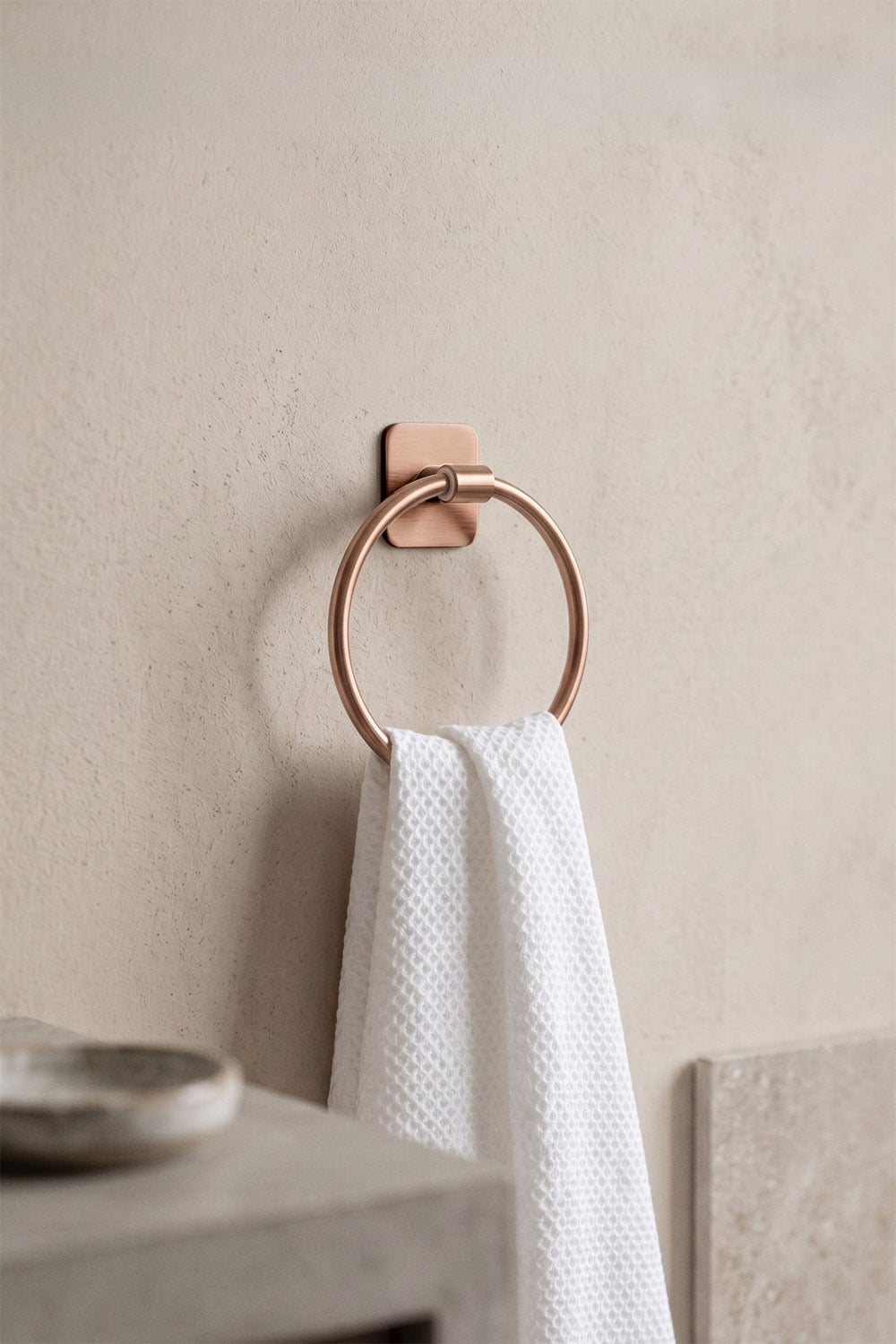 Ondreli self-adhesive wall-mounted towel rail, Ø15 cm, for the bathroom, in brushed rose gold stainless steel, gallery image 1