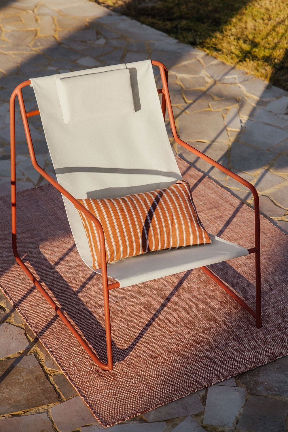 Rectangular outdoor rug in polyethylene Fadrique, gallery image 1