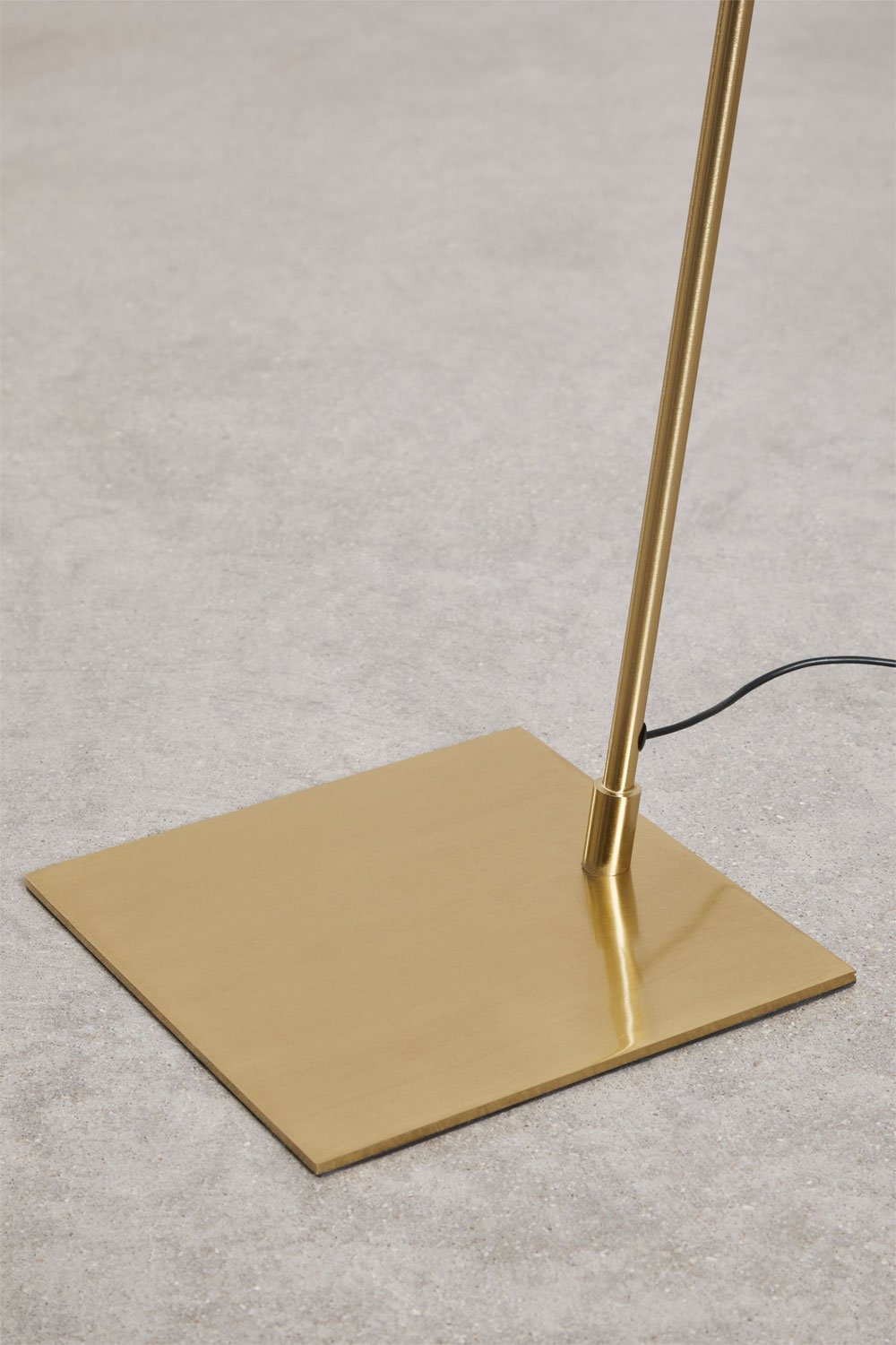 Valtyn LED metal floor lamp, gallery image 10