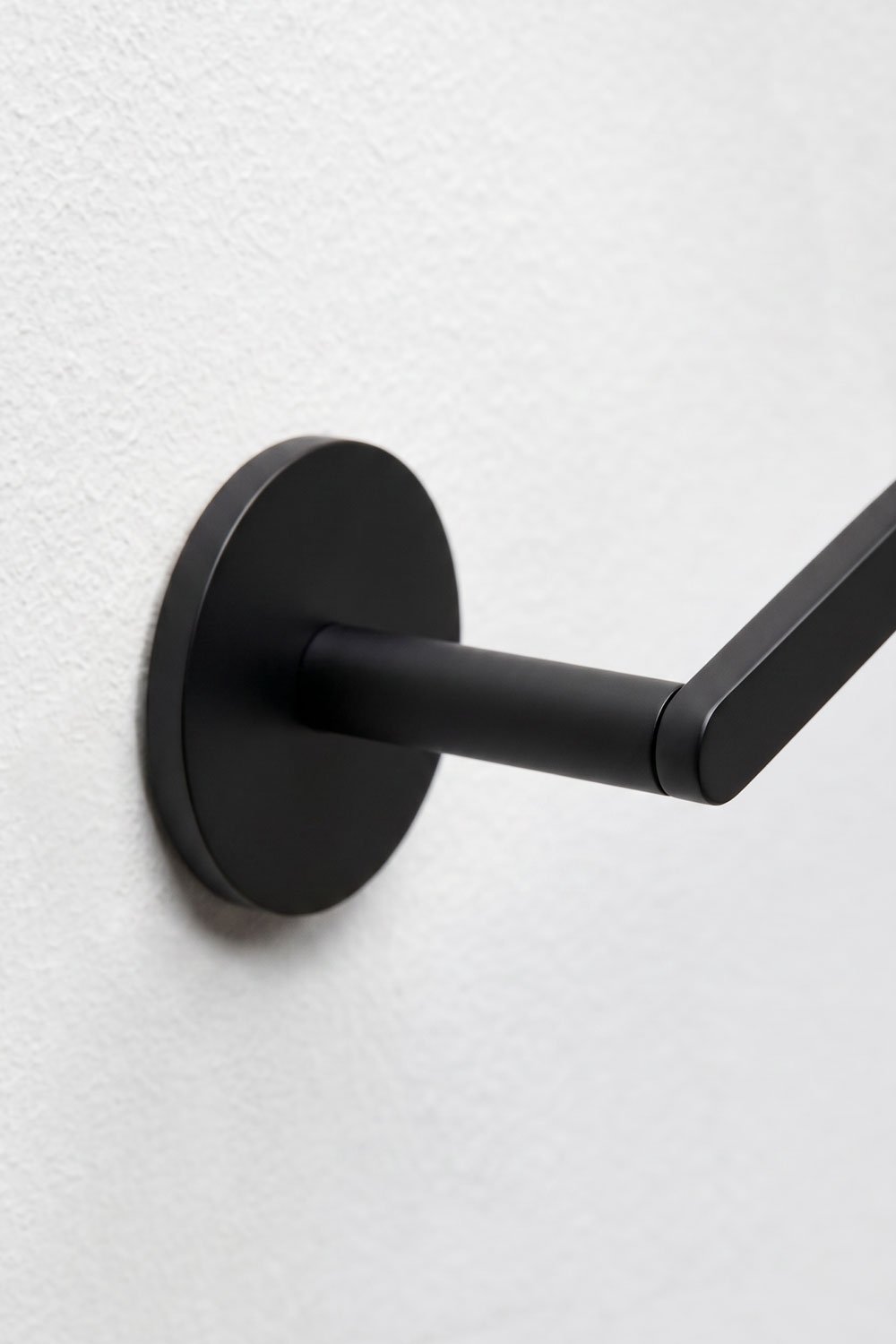 Adhesive wall-mounted towel rail with 60 cm bar for bathroom in matt black stainless steel Caldrumi, gallery image 5