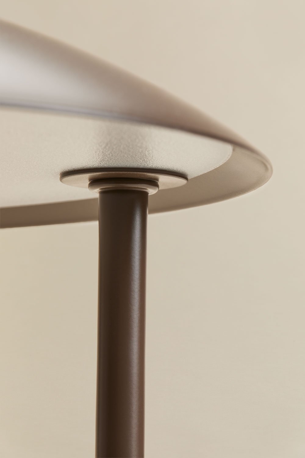 Wireless LED table lamp in iron Prismela, gallery image 6