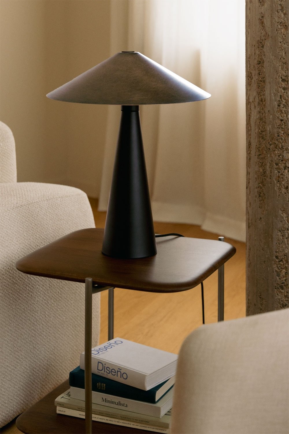Elidi iron table lamp, gallery image 1