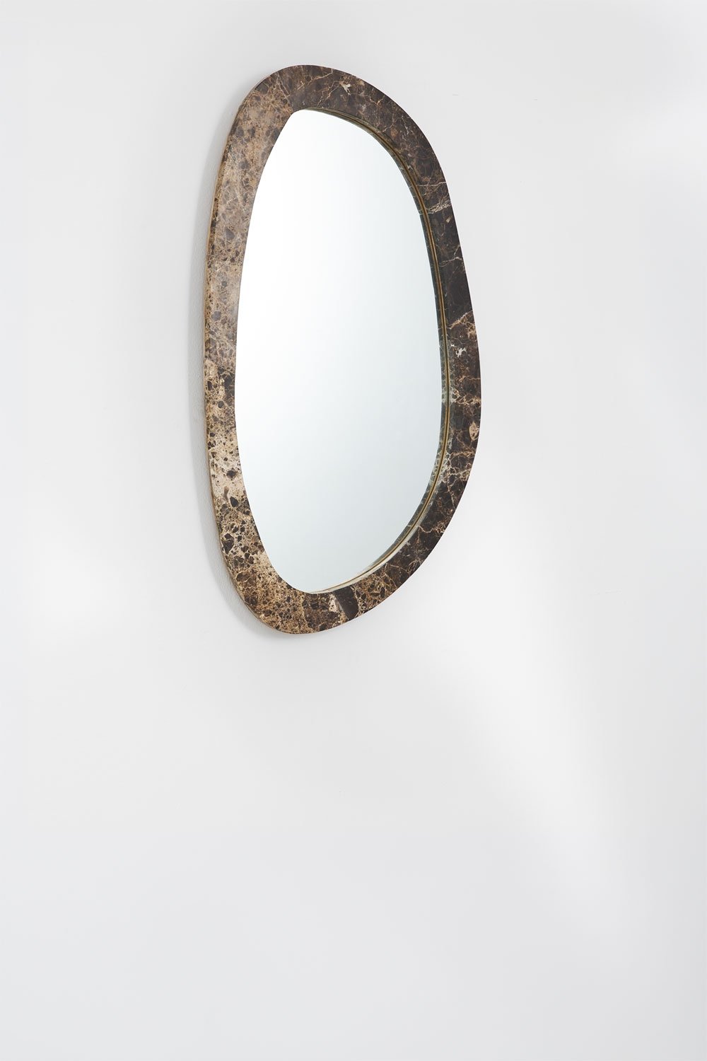 Irregular wall mirror in natural stone Urkiz, gallery image 4