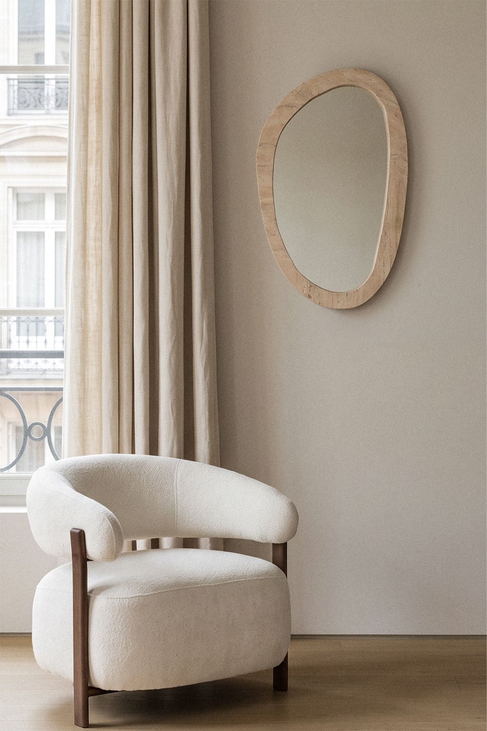 Irregular wall mirror in natural stone Urkiz, gallery image 1