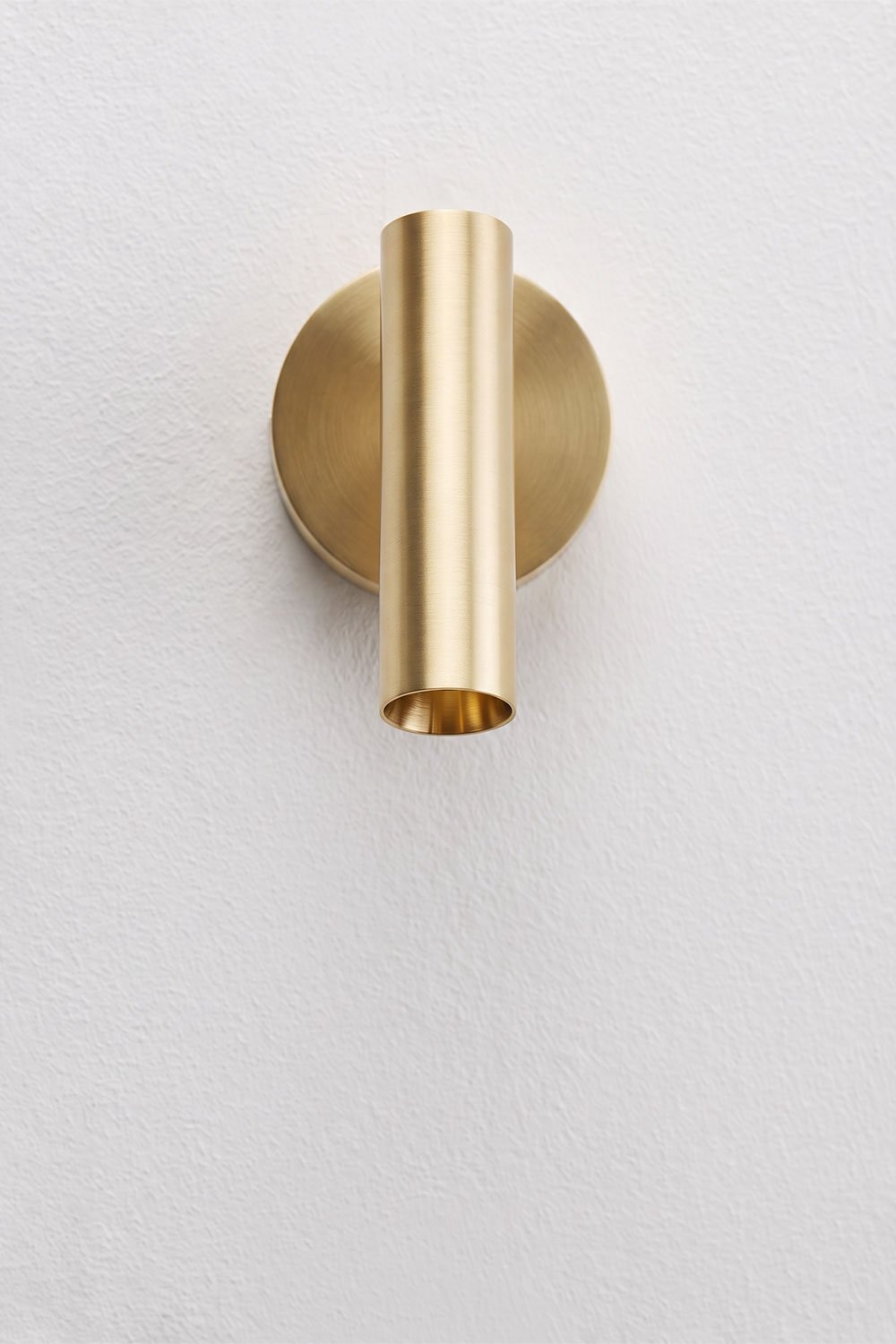 Keyne adjustable aluminum LED wall light, gallery image 5