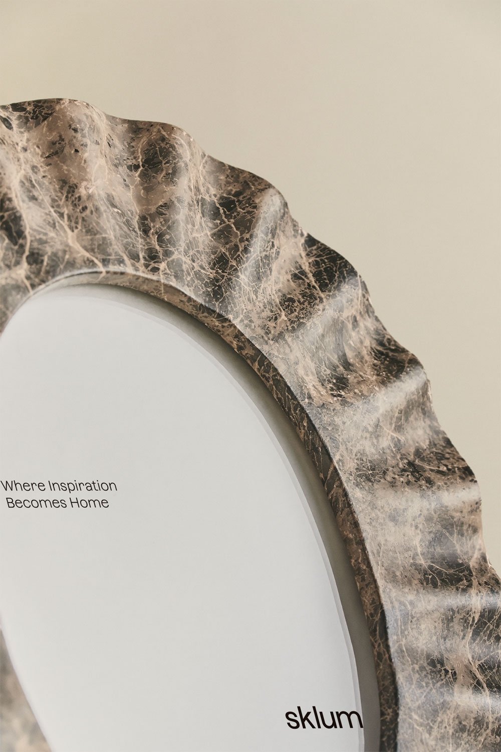 Irregular photo frame in Aiseko resin, gallery image 6