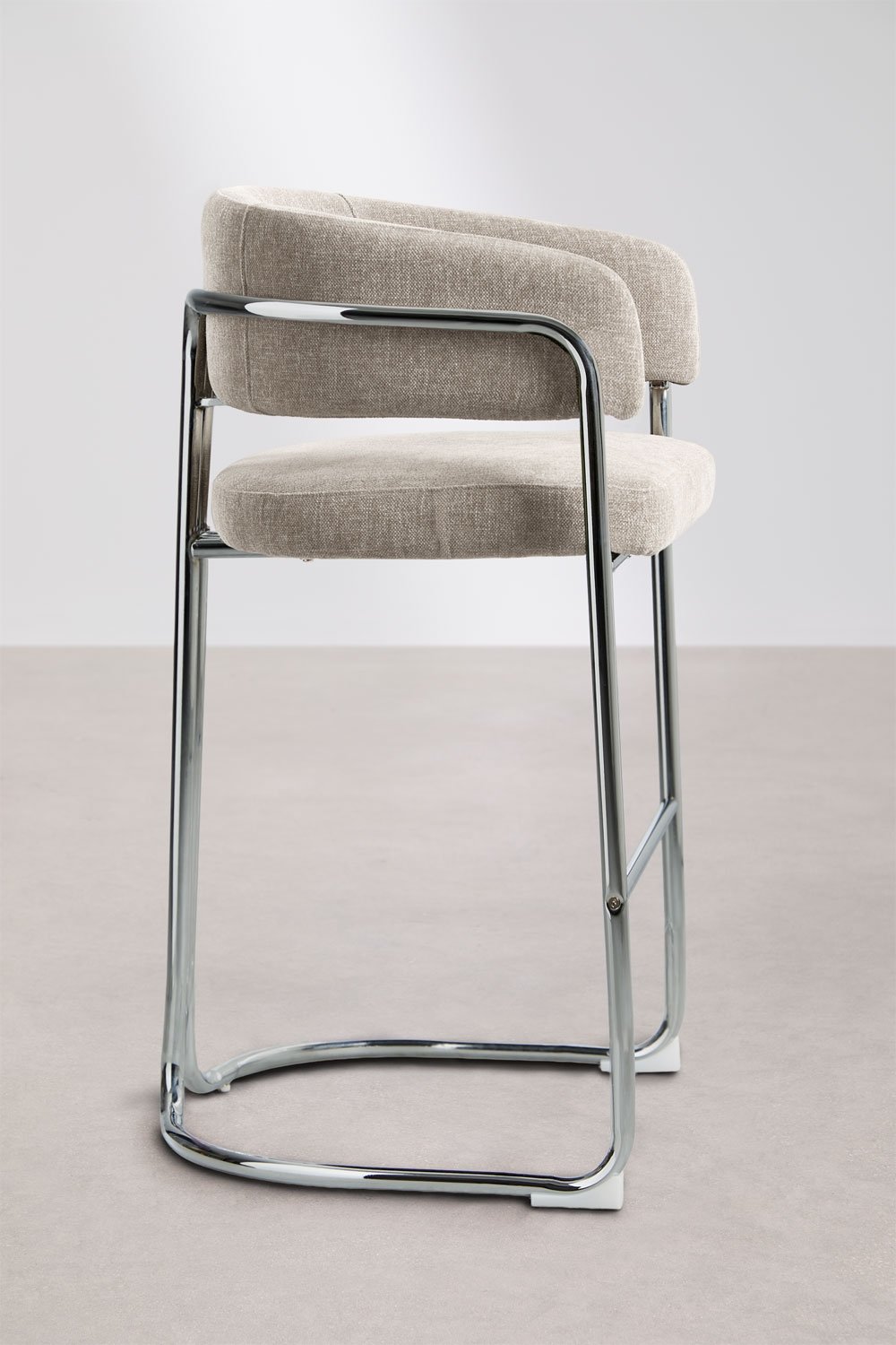 High stool with upholstered backrest and iron Zantria, gallery image 4