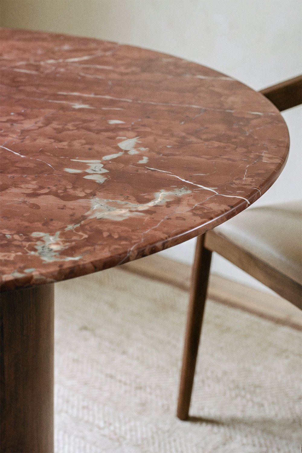 Round dining table Ø120 cm Luceida, gallery image 2