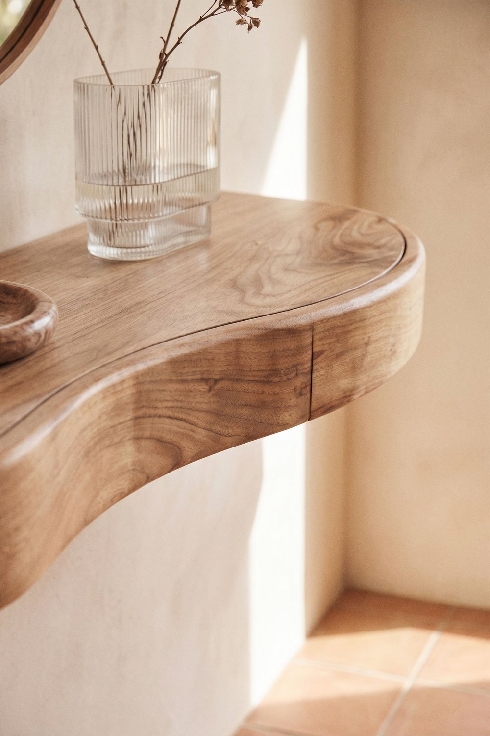 Nireimi acacia wood wall-mounted hallway console with storage, gallery image 2