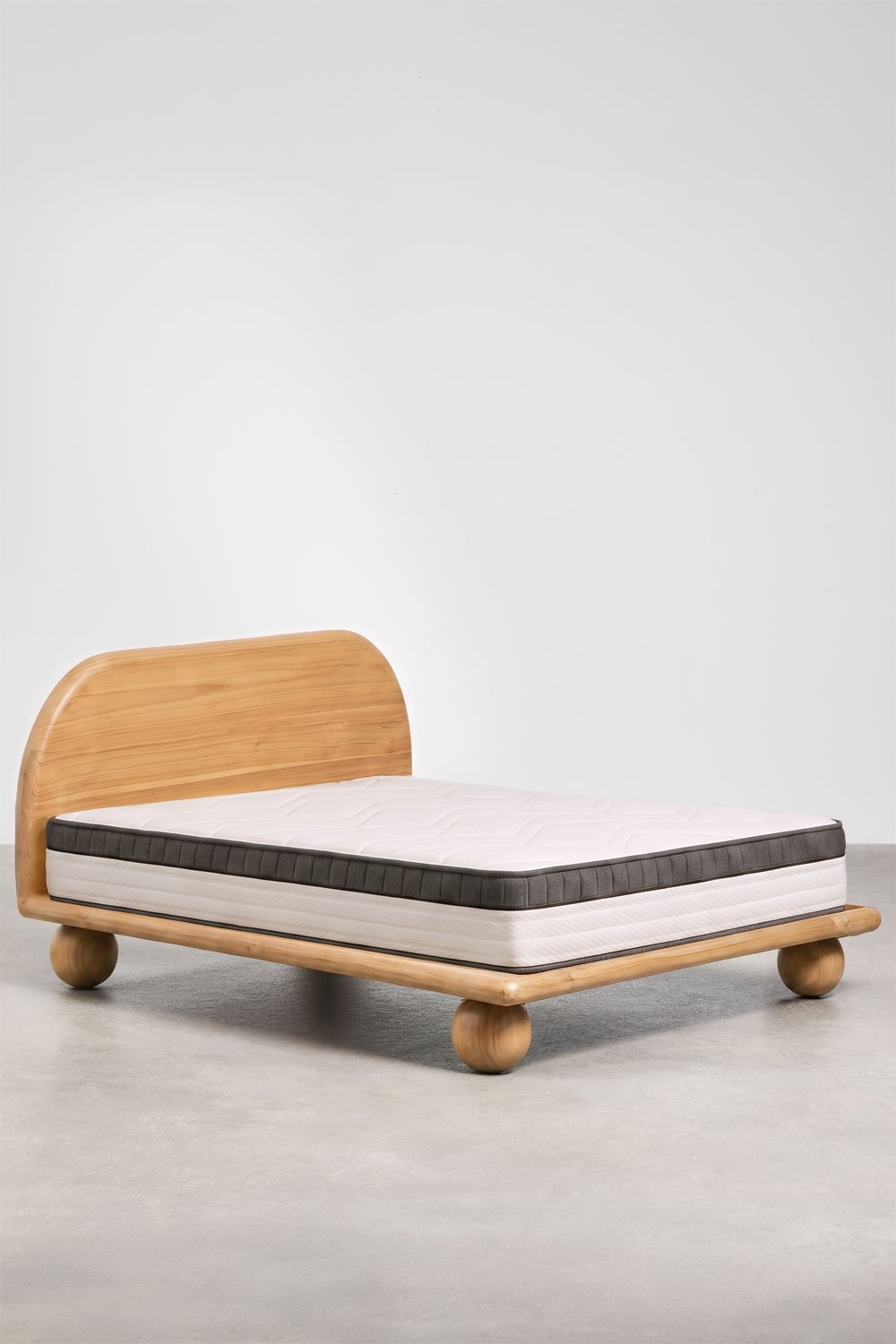 Bicheno mango wood bed, gallery image 3