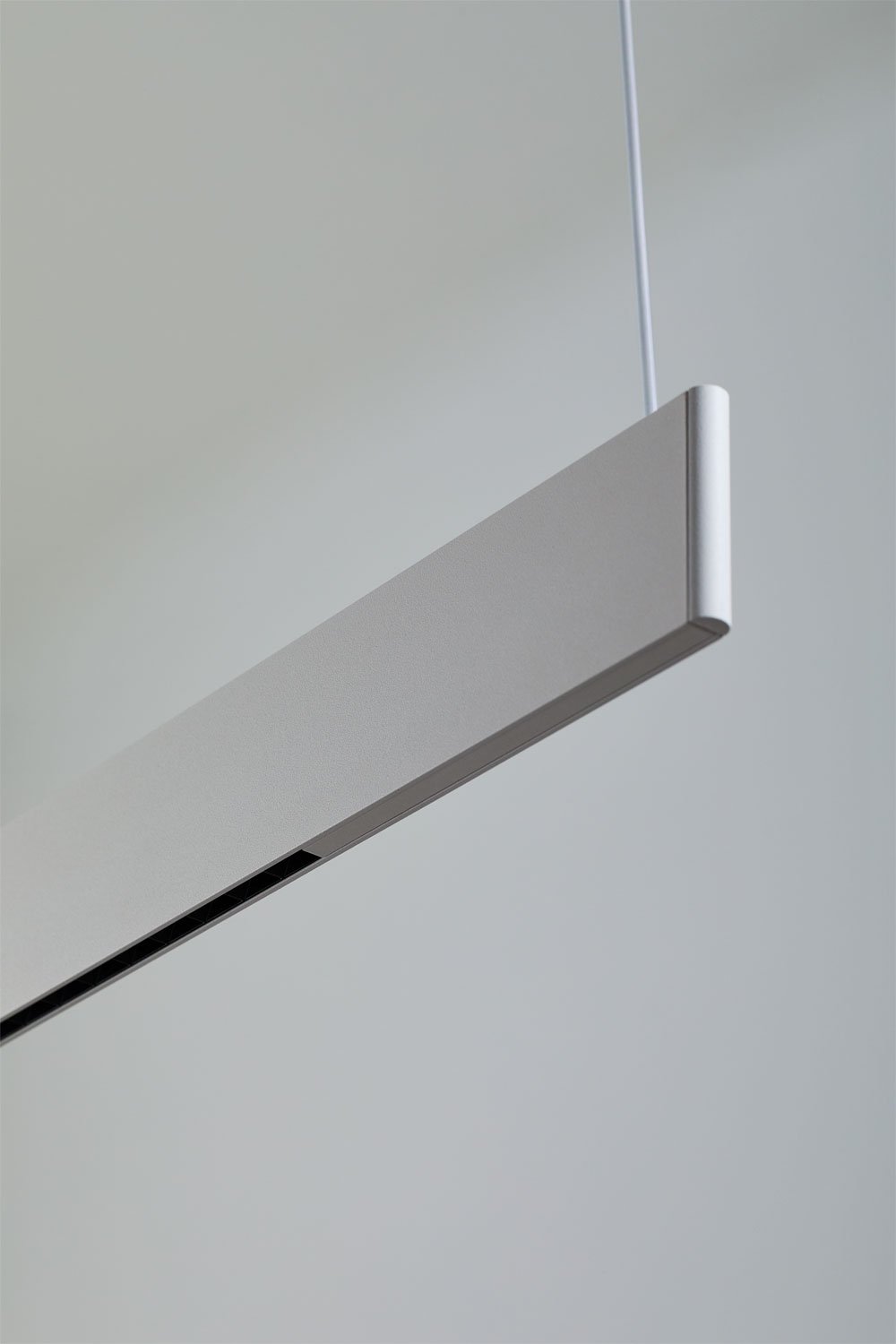 Maulenis 120 cm linear LED pendant ceiling lamp in aluminum, gallery image 5