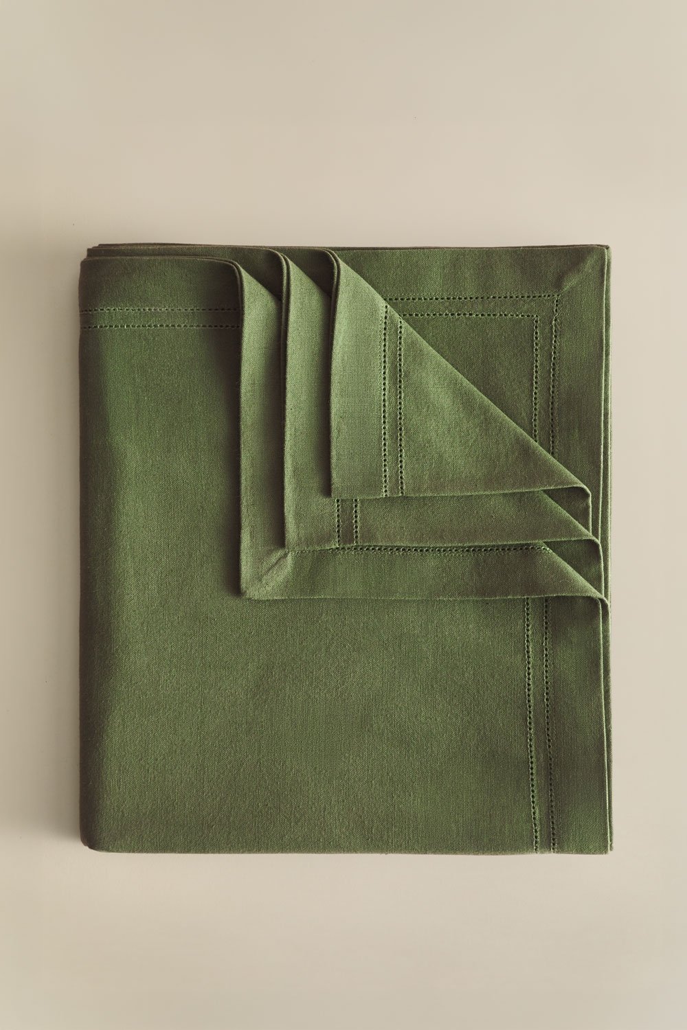 Eirsen cotton tablecloth, gallery image 3