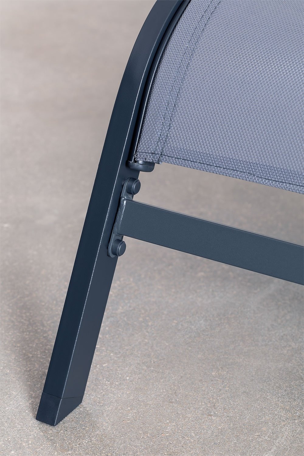 Reclining sun lounger with Therys cushion, gallery image 9