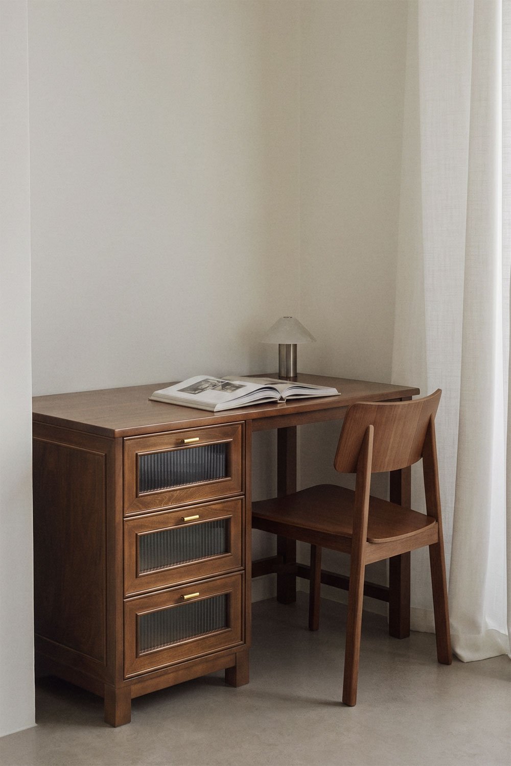 Ildara 120x60 cm desk in mango wood and glass, gallery image 1