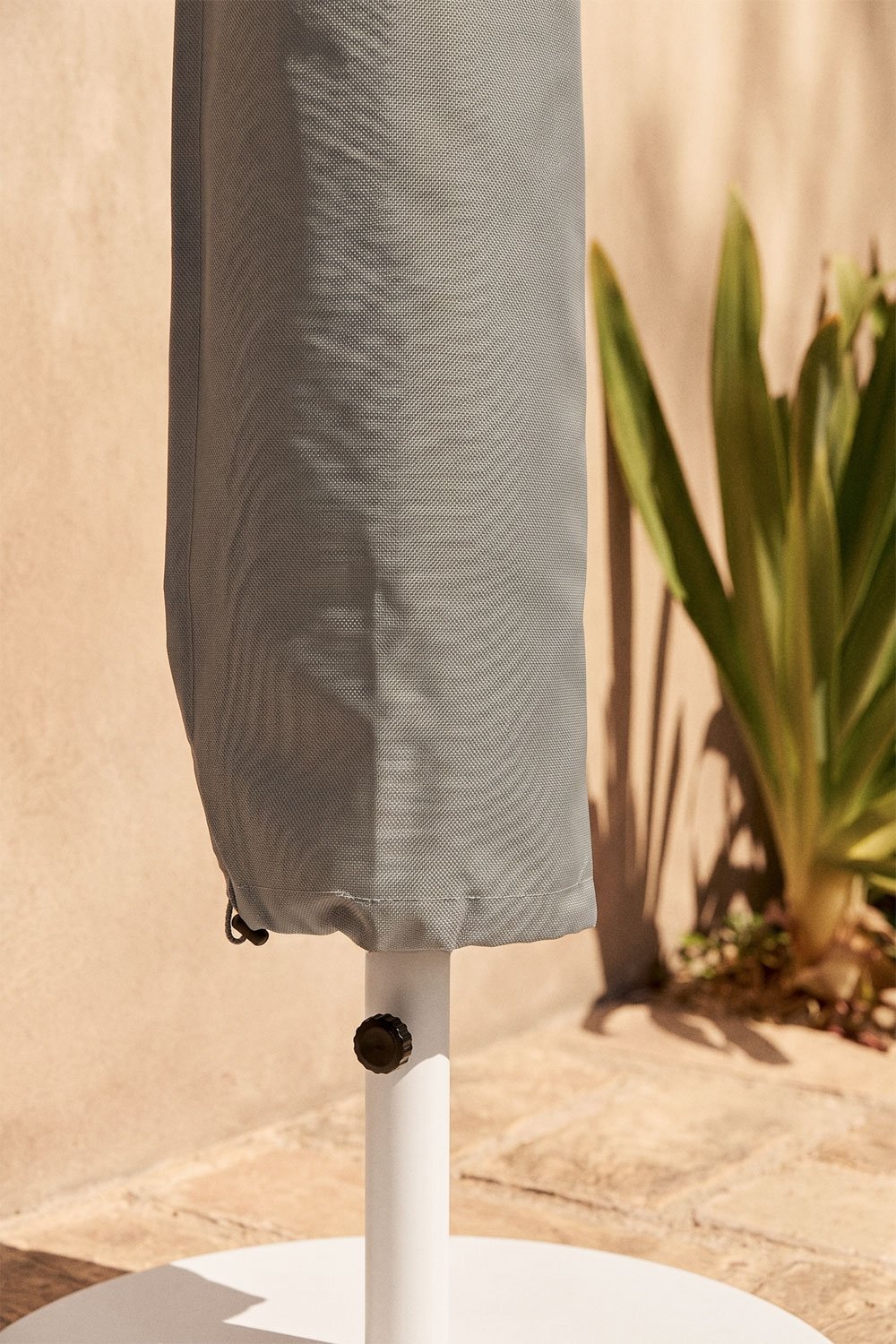 Miuvi umbrella protective cover, gallery image 2