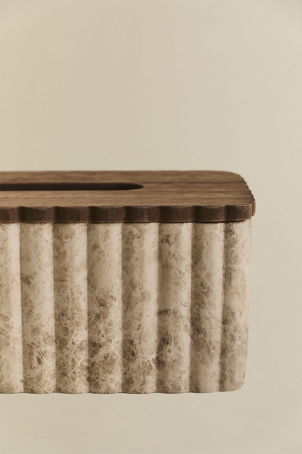 Aiseko resin tissue box, gallery image 7