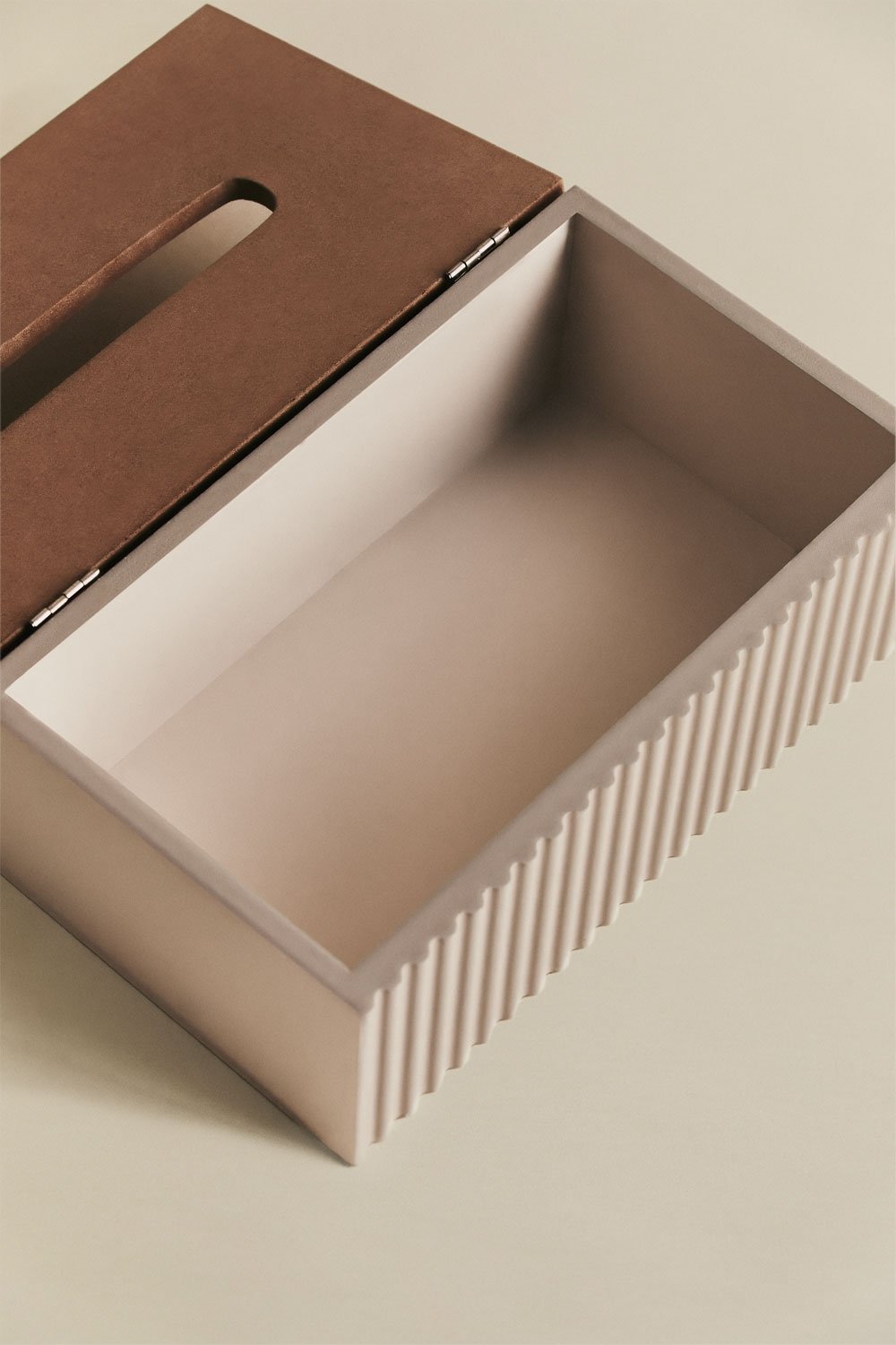 Garleia MDF tissue box, gallery image 5