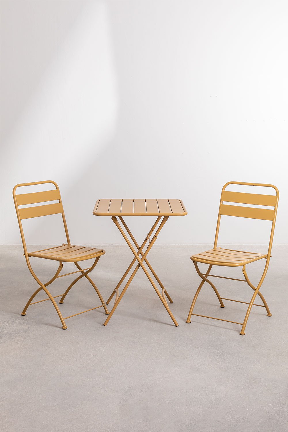 Square 60x60 cm table set with 2 folding garden chairs in steel Janti, gallery image 2