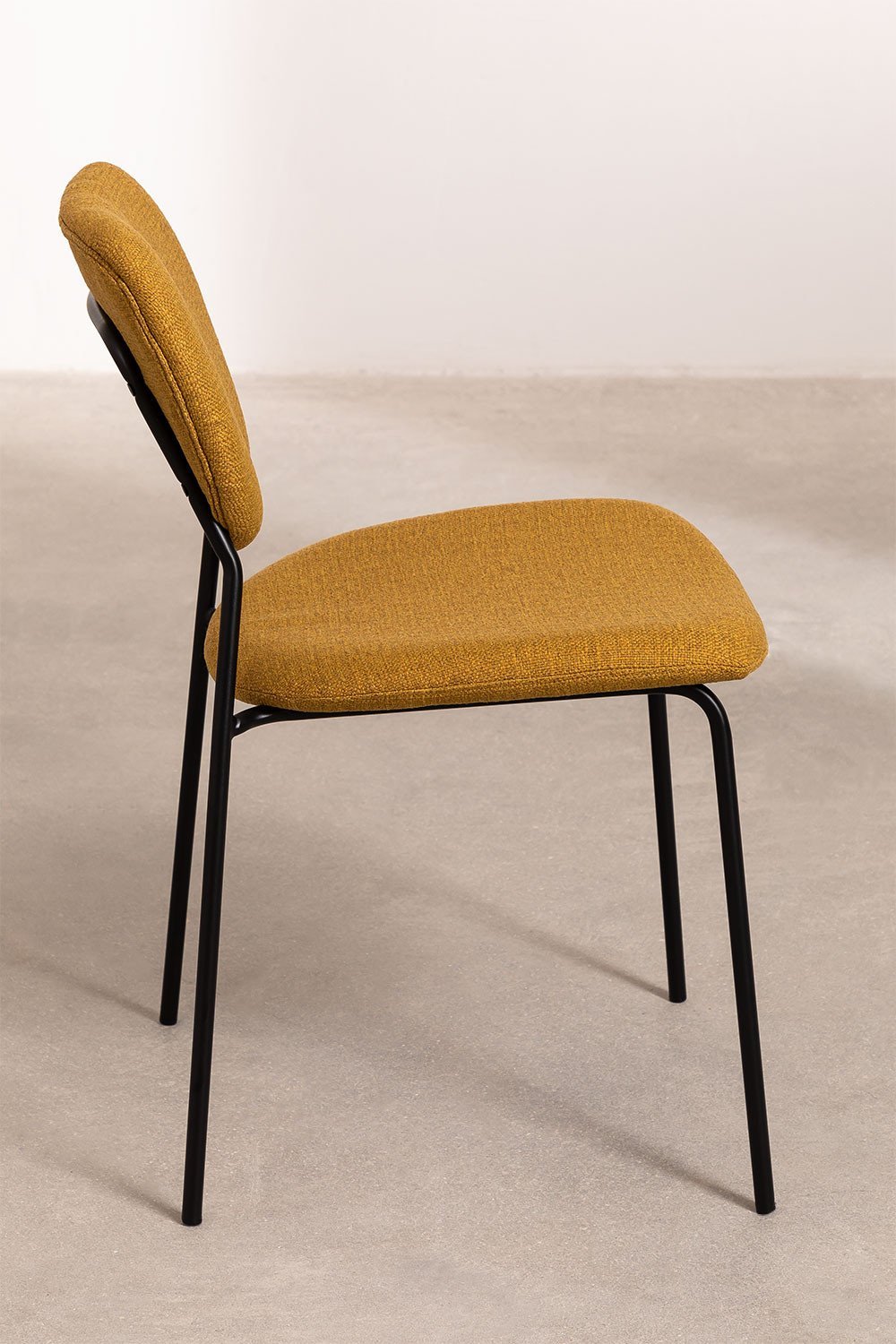 Stackable dining chair Taris, gallery image 3