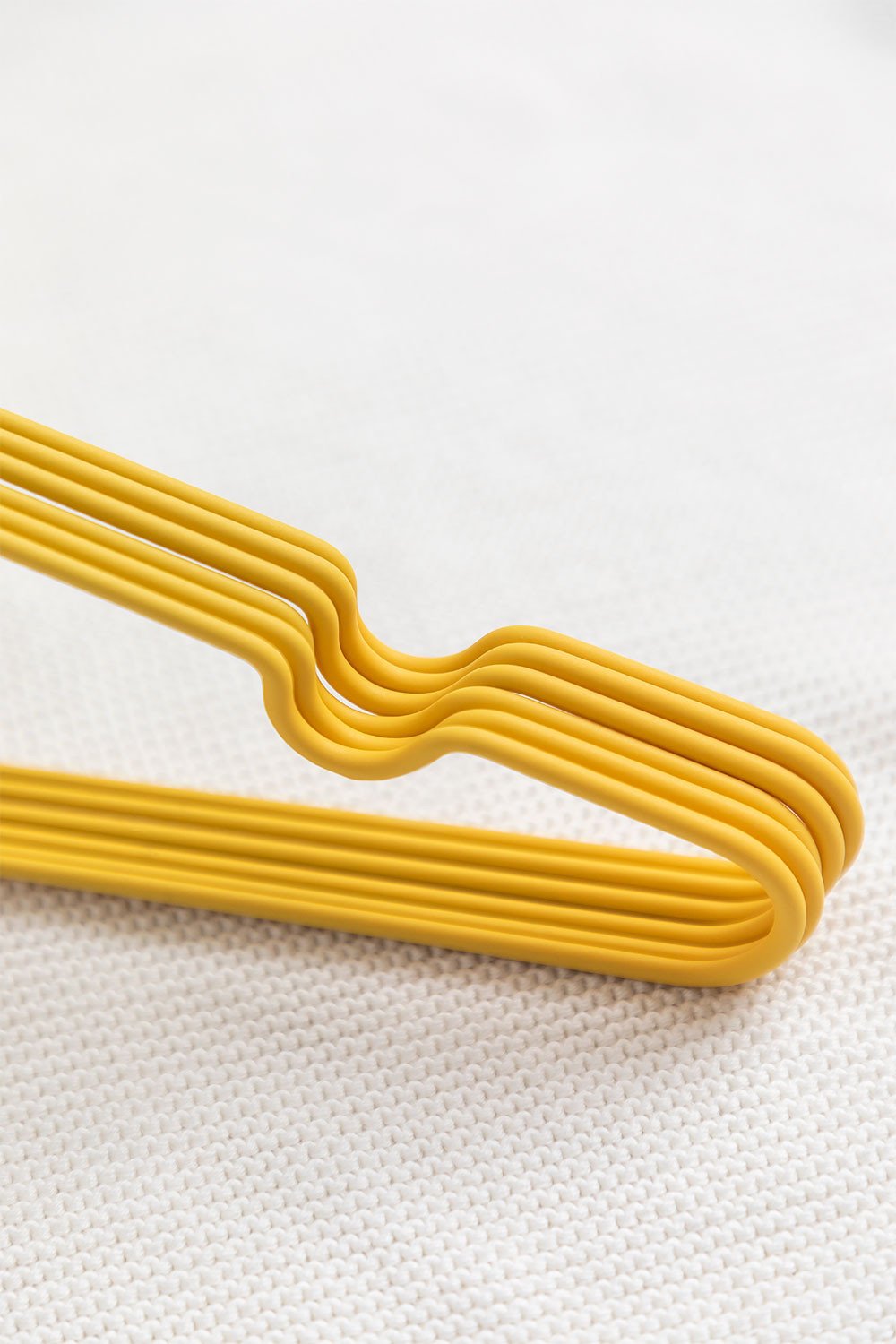 Set of 6 Anttal Kids metal hangers, gallery image 4