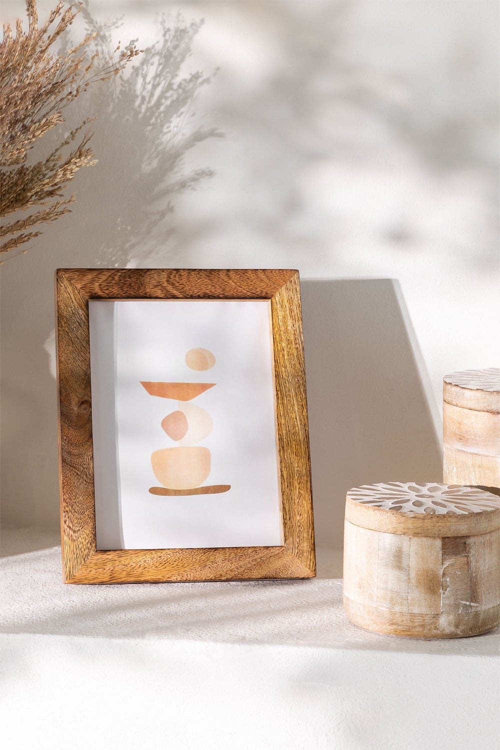 NOVICA Cornice In Legno Di Mango Intagliata A Mano - Per Foto 10x15 Cm, Marrone, Fatta A Mano In India, Con Vetro