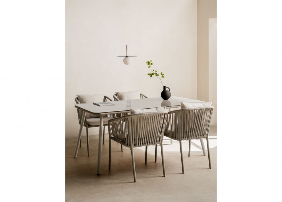 Set da tavolo rettangolare 160x90 cm e 4 sedie da pranzo in corda intrecciata Arhiza Classic