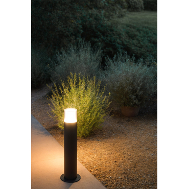 Goobay 59005 – Faro Da Esterno A LED 20 W Con Piede – Luce Da Lavoro IP65, Nero/giallo