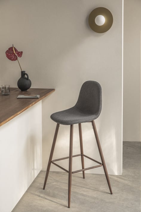 Sgabello alto 65 cm in tessuto grigio antracite e gambe finitura legno scuro Glamm - Cinza Antracite