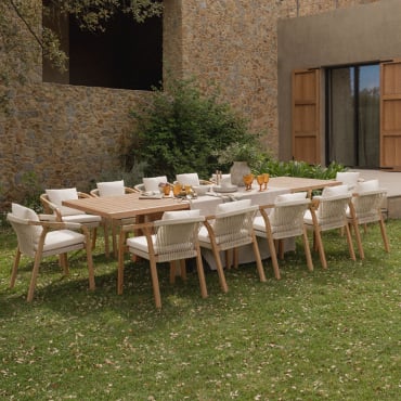Set Tavolo Rettangolare Allungabile 200-260-320x100 Cm E 12 Sedie Da Giardino Con Braccioli In Legno Di Acacia Dubai Gardenia Bianco & Acacia Rustica