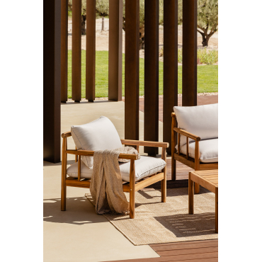 Poltrona in alluminio e legno di acacia Lipov