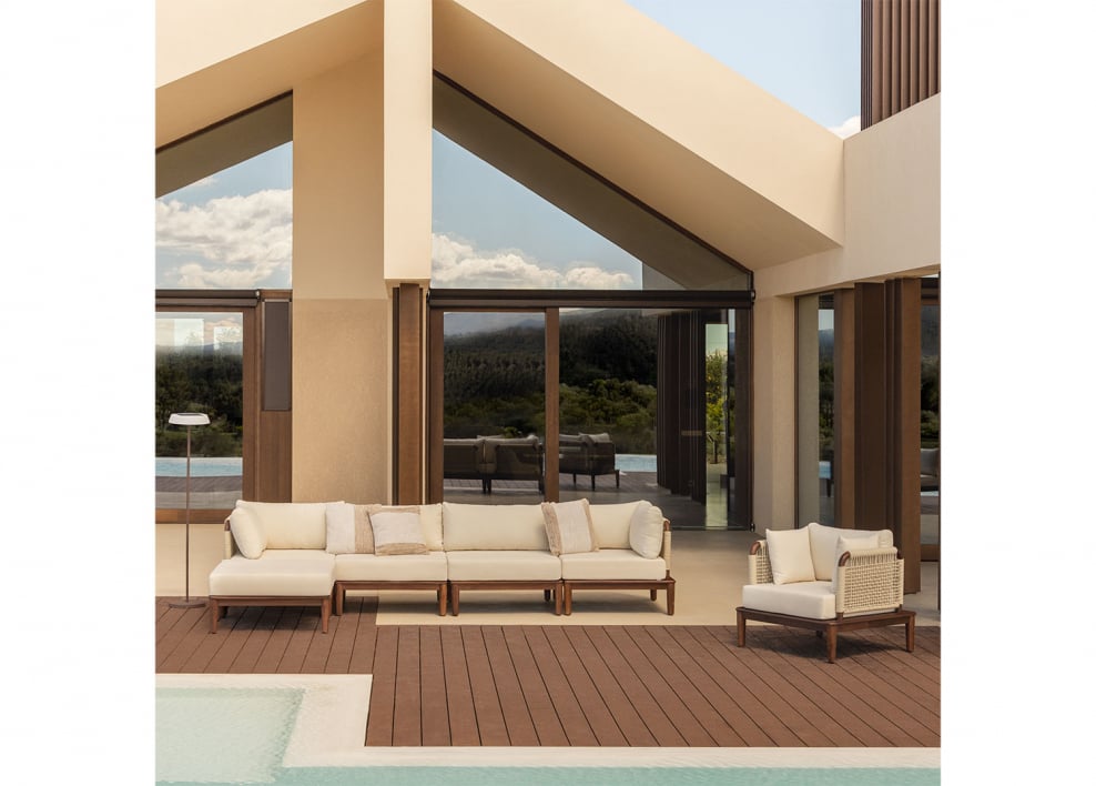 Set da giardino con divano modulare angolare a 5 pezzi con pouf e poltrona in acacia Giulia