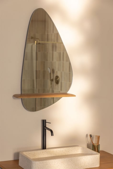 Specchio da parete per bagno con mensola in legno di teak Kai