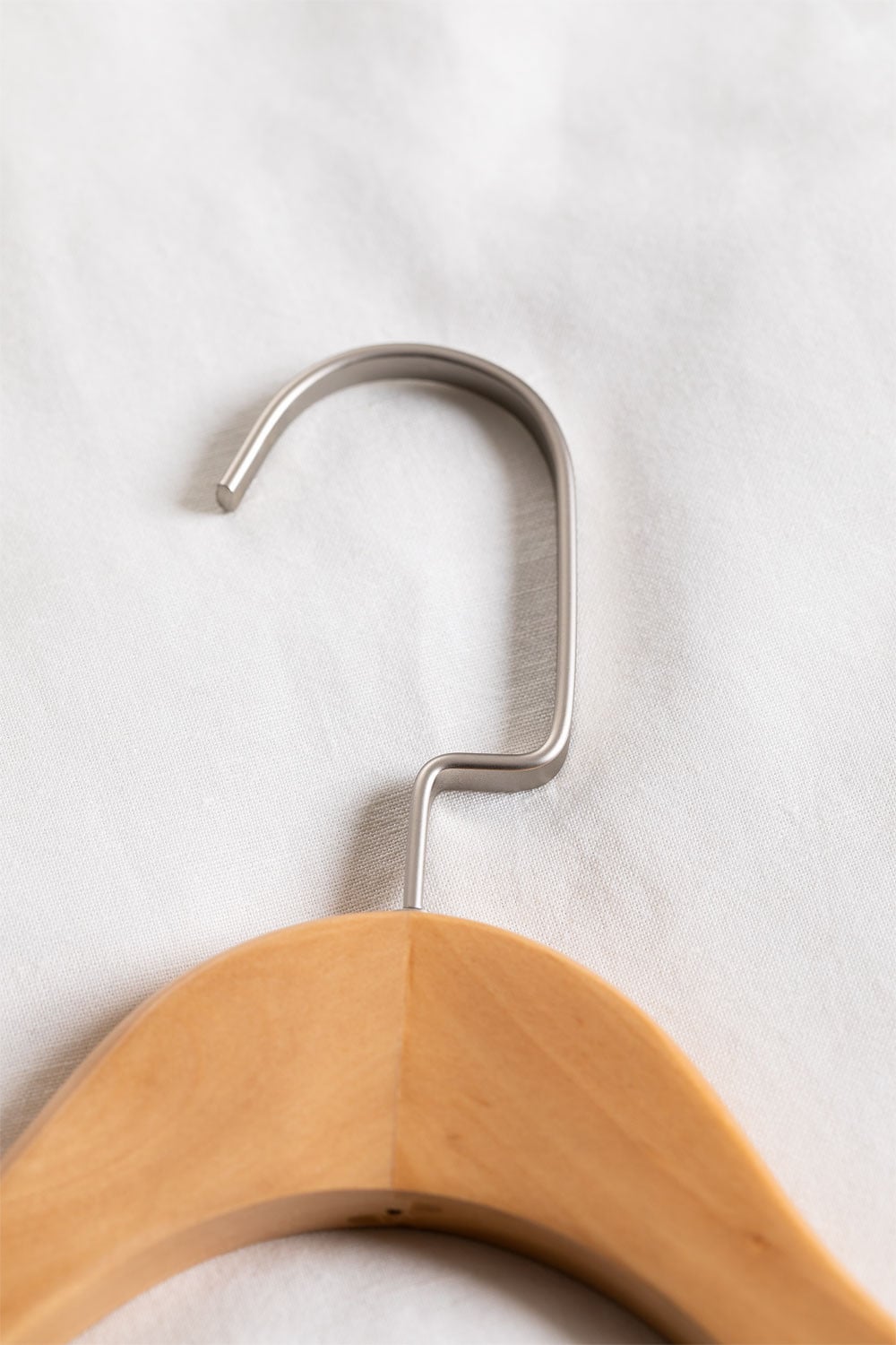 Set di 4 appendini in legno Rita, immagine della galleria 3