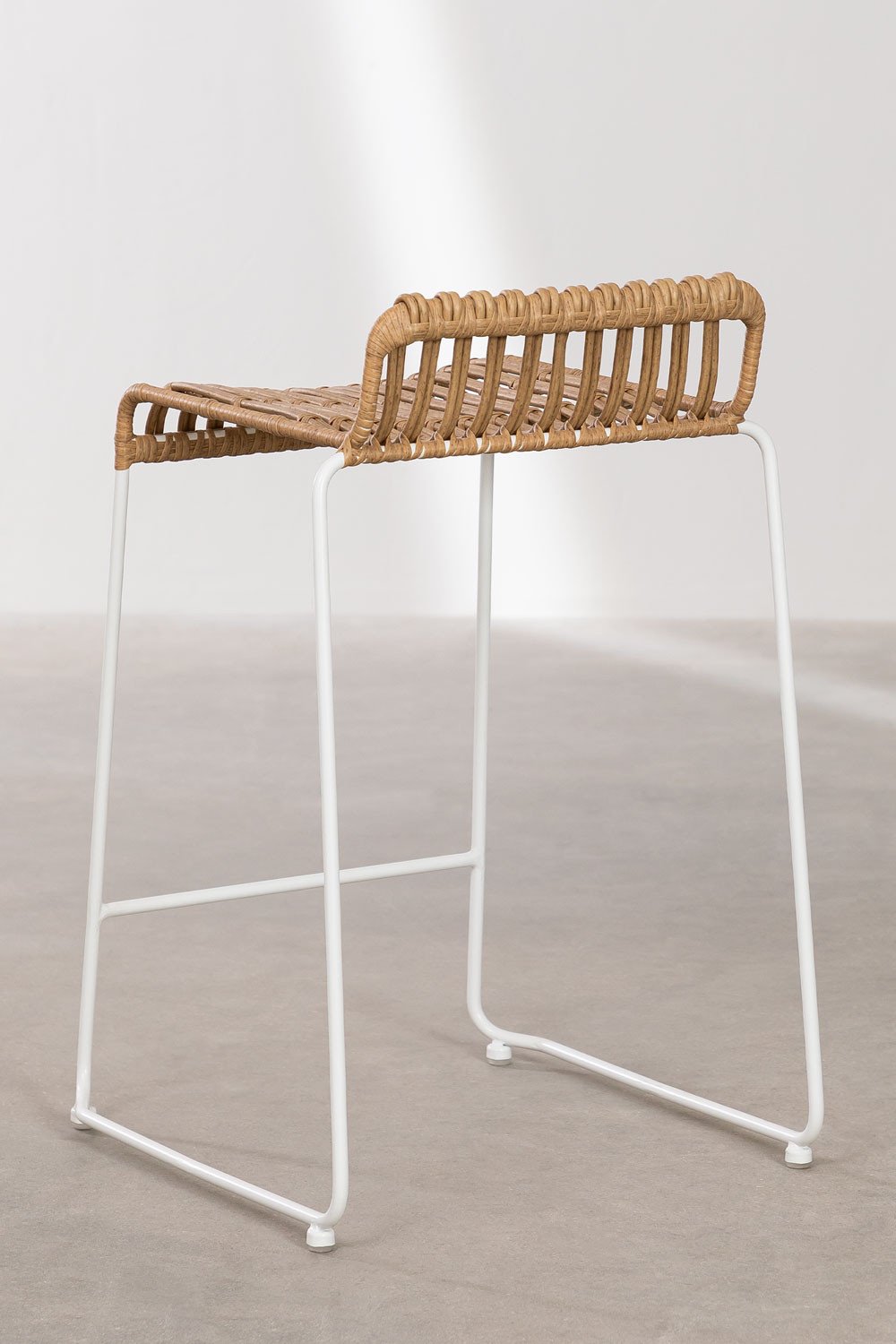 Confezione da 2 sgabelli alti da giardino in rattan sintetico Aroa  , immagine della galleria 5