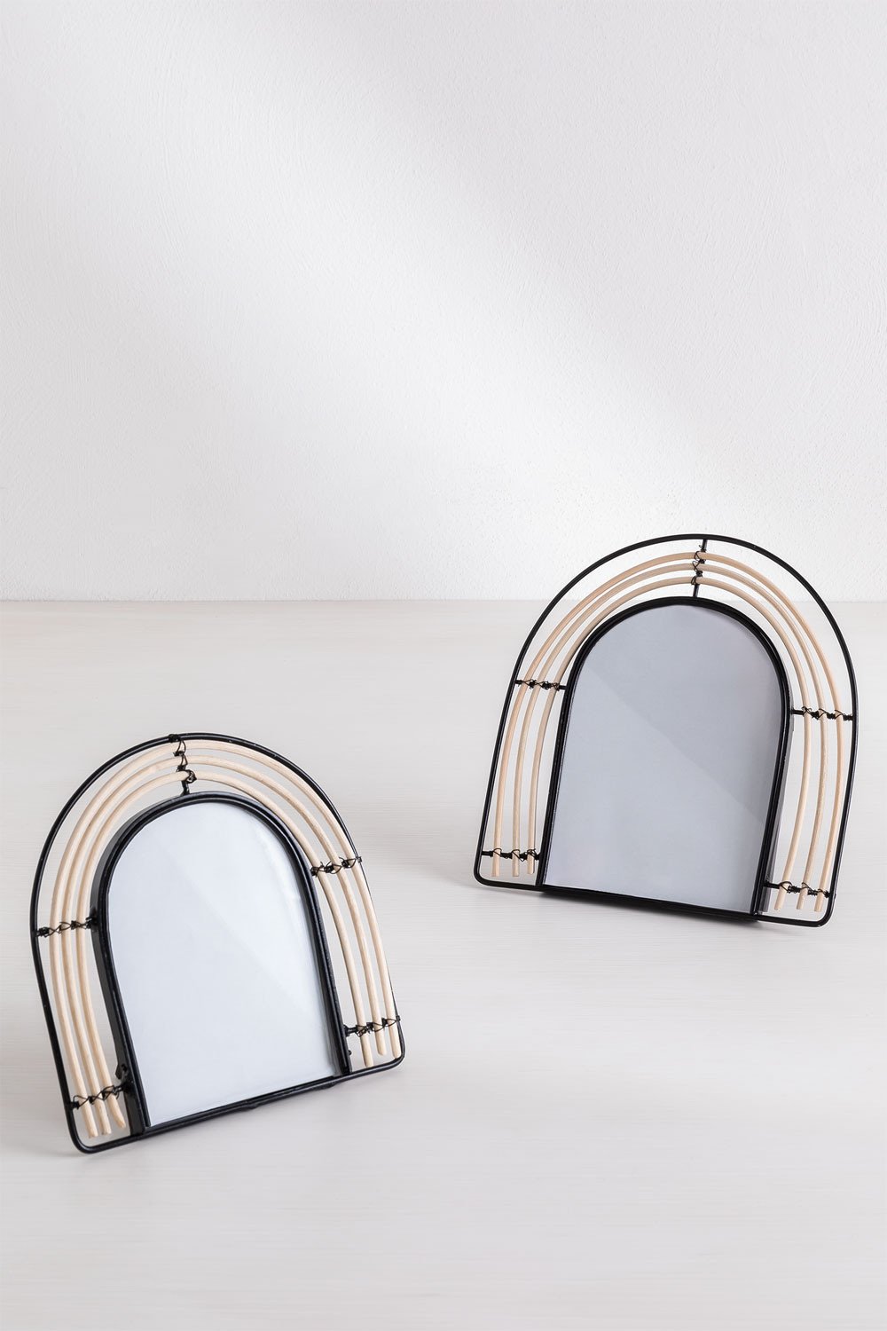 Cornice in Metallo e Rattan Mesta, immagine della galleria 5