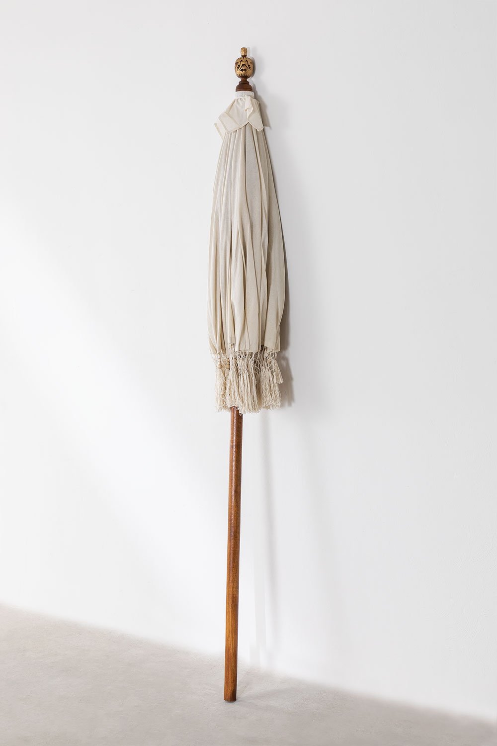 Ombrellone Ø186 cm in tessuto Orongo e legno, immagine della galleria 5