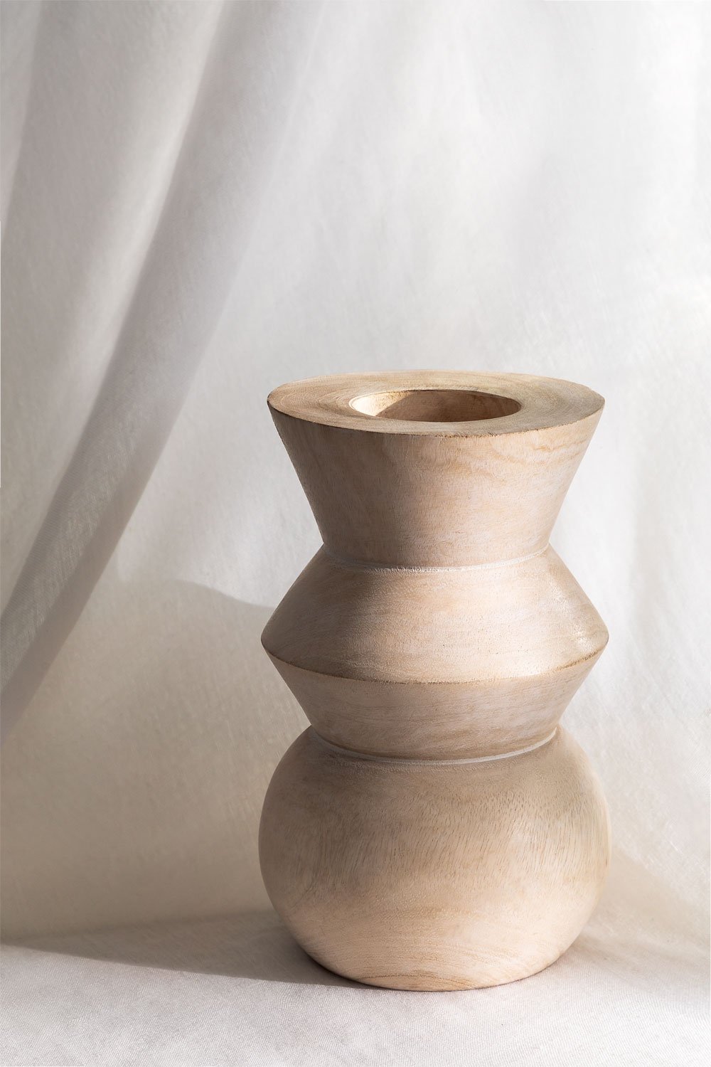Vaso in legno di mango Nadur , immagine della galleria 1