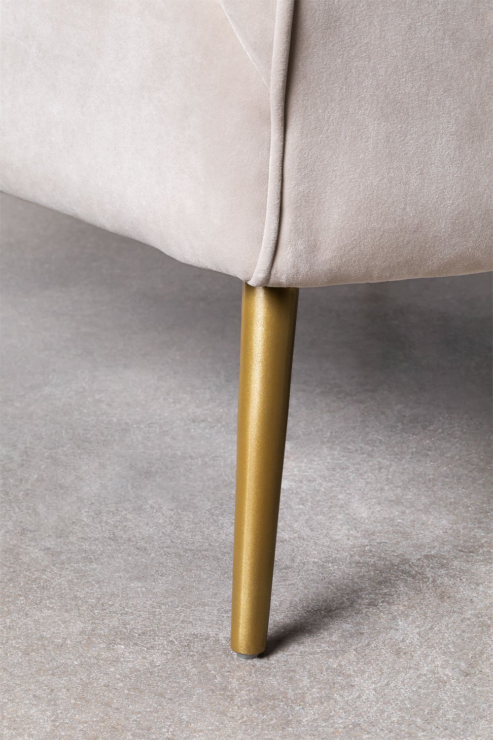 We Home - Poltrona design in velluto marrone e gambe oro