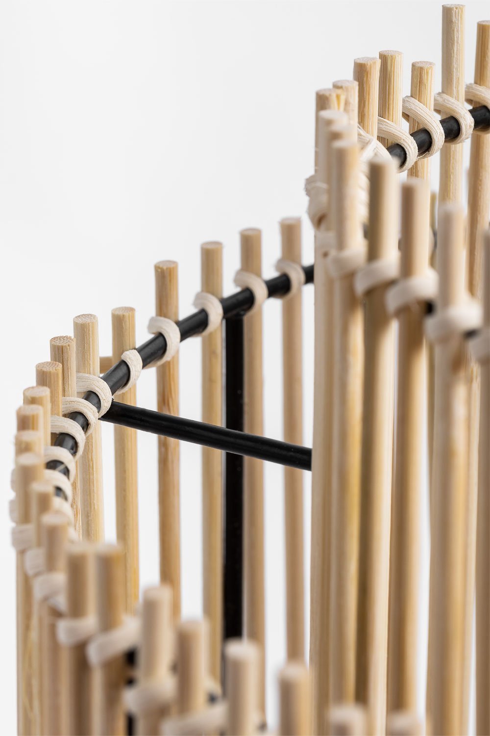 Lampada da tavolo in bambù Kapua, immagine della galleria 5