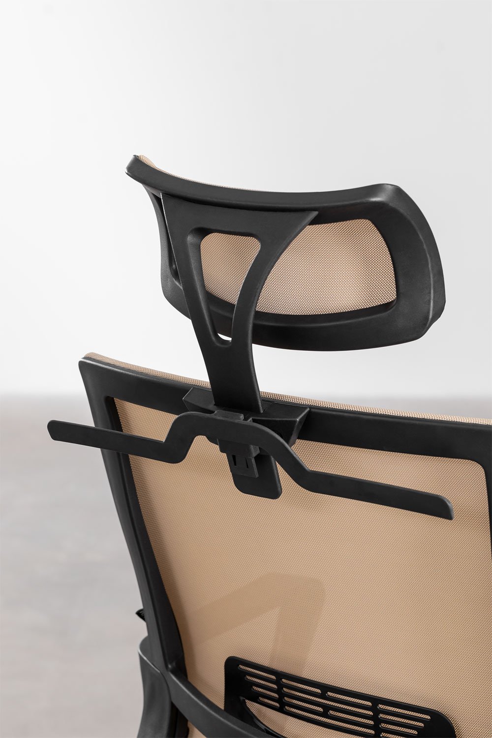 Sedia da ufficio con ruote e poggiatesta in polipropilene Teill Black, immagine della galleria 6