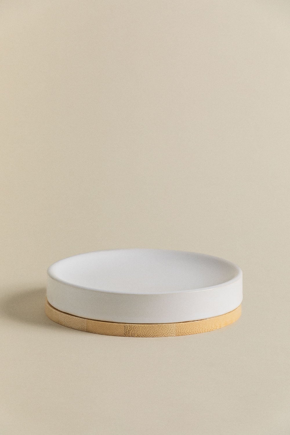 Portasapone In Ceramica Con Scarico A Conchiglia – Salvasapone Autodrenante Per Doccia E Bagno, Bianco Minimalista