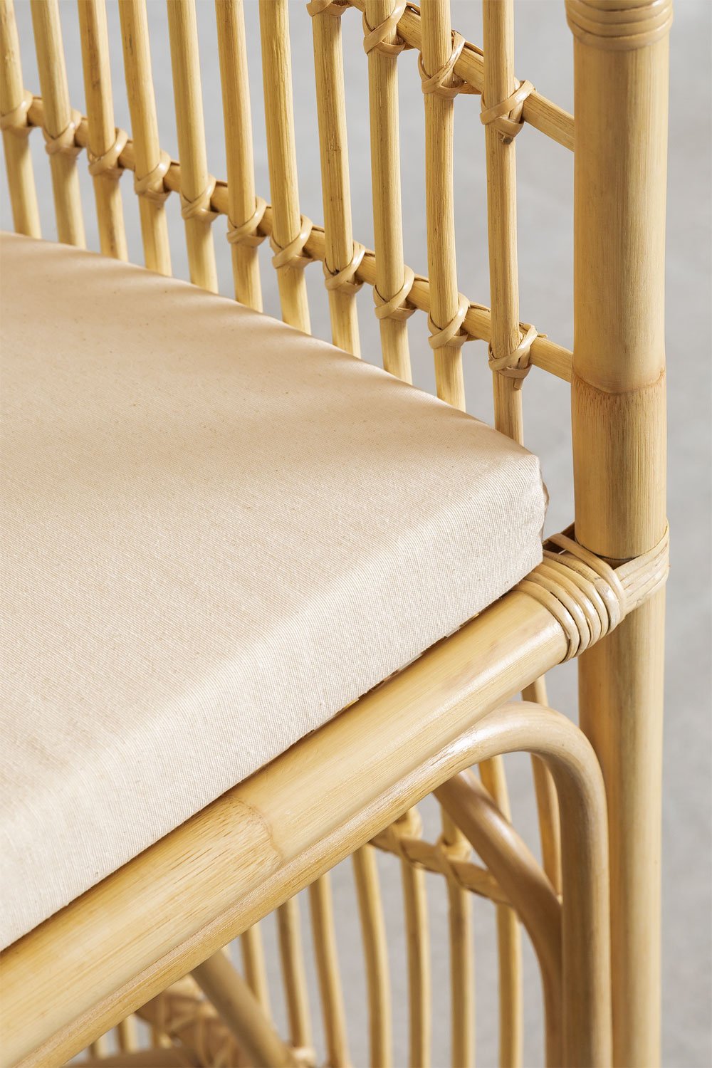 Sgabello alto ↑70 cm in rattan Izabal, immagine della galleria 5