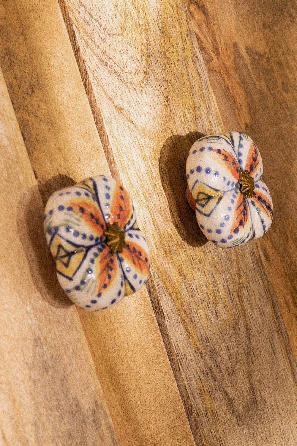 Set di 2 pomelli in Ceramica Flowe, immagine della galleria 1