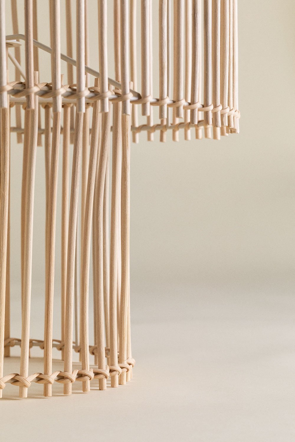 Lampada da tavolo in rattan e metallo Felicia , immagine della galleria 5