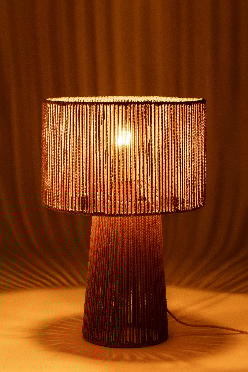 Lampada da tavolo in carta intrecciata Carisa, immagine della galleria 4